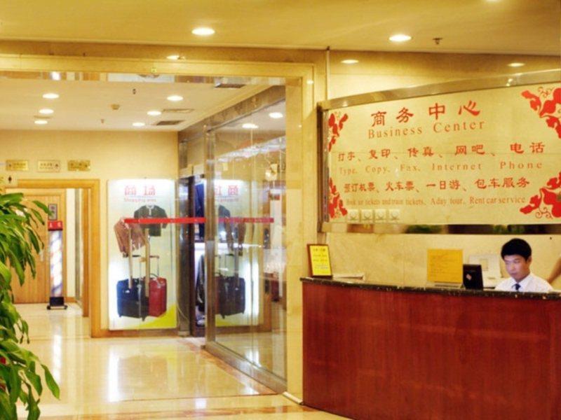 Redwall Hotel Beijing Pequim Exterior foto