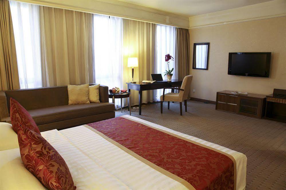 Redwall Hotel Beijing Pequim Exterior foto